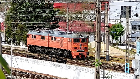 KZD VL8M-1146 2021-05 Simferopol 3