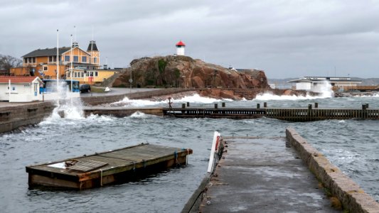 Kyrkevik harbor during Storm Dennis 3