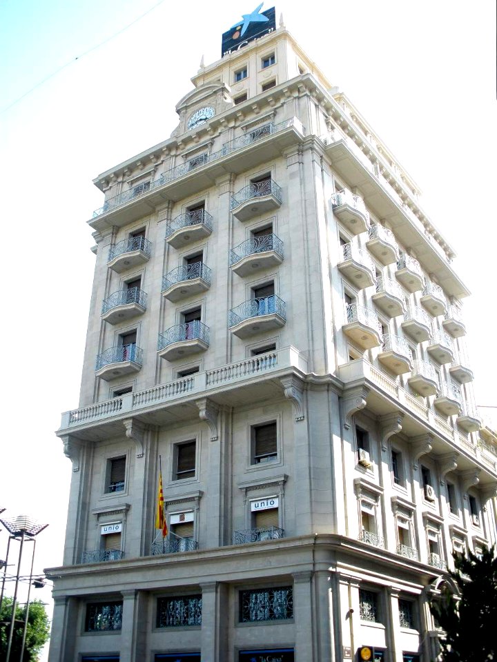 Lérida - Edificio Montepio (La Caixa) 2