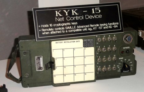 KYK-15 Net Control Device, holds 15 keys - National Cryptologic Museum - DSC07991