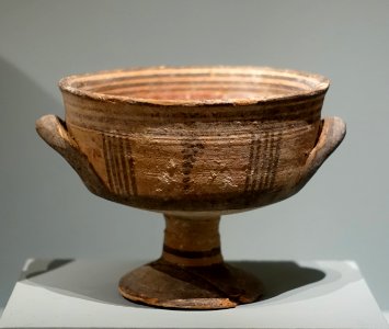 Kylix, Cypriot, Cypro-Archaic I, c. 750-600 BC, terracotta - Middlebury College Museum of Art - Middlebury, VT - DSC07999