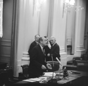 Kwestie Bijlmermeer in Tweede Kamer , minister Toxopeus tijdens de behandeling, Bestanddeelnr 917-1376