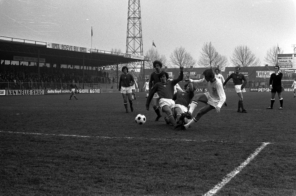 Kwartfinale Europese kampioenschappen UEFA jeugd in Deventer Jong Oranje tegen J, Bestanddeelnr 927-0629