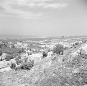 Kuststreek aan de Middelandse Zee nabij Saida, zicht naar het Noorden, Bestanddeelnr 255-6287