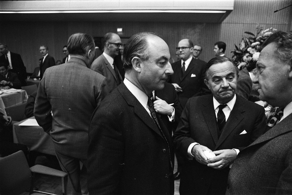 KVP-Partijraad bijeen in Congresgebouw Den Haag om te praten over o.a. het verki, Bestanddeelnr 923-9901