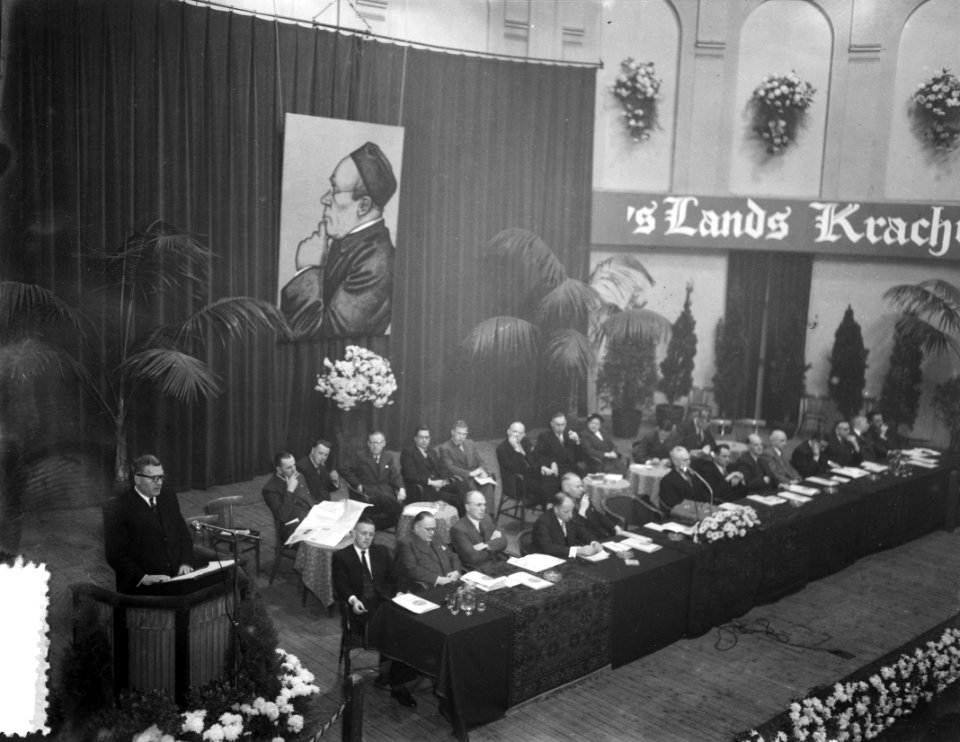 KVP congres in gebouw Tivoli te Utrecht, Bestanddeelnr 906-0918