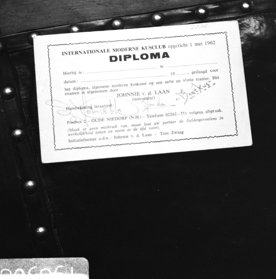 Kusleraar Tom Zwaag , diploma cursus kussen, Bestanddeelnr 919-8508