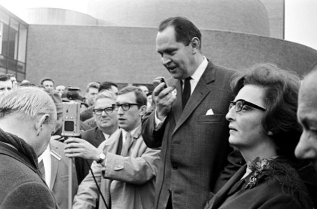 KVP-Brabantdag in Tilburg rechts Lardinois, lid van het Europees Parlement en v, Bestanddeelnr 920-0229