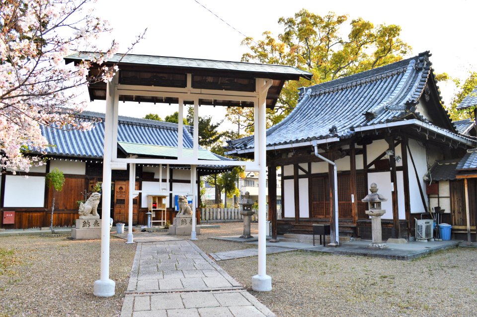 Kusumoto-jinja (Minami-kinomoto, Yao), keidai