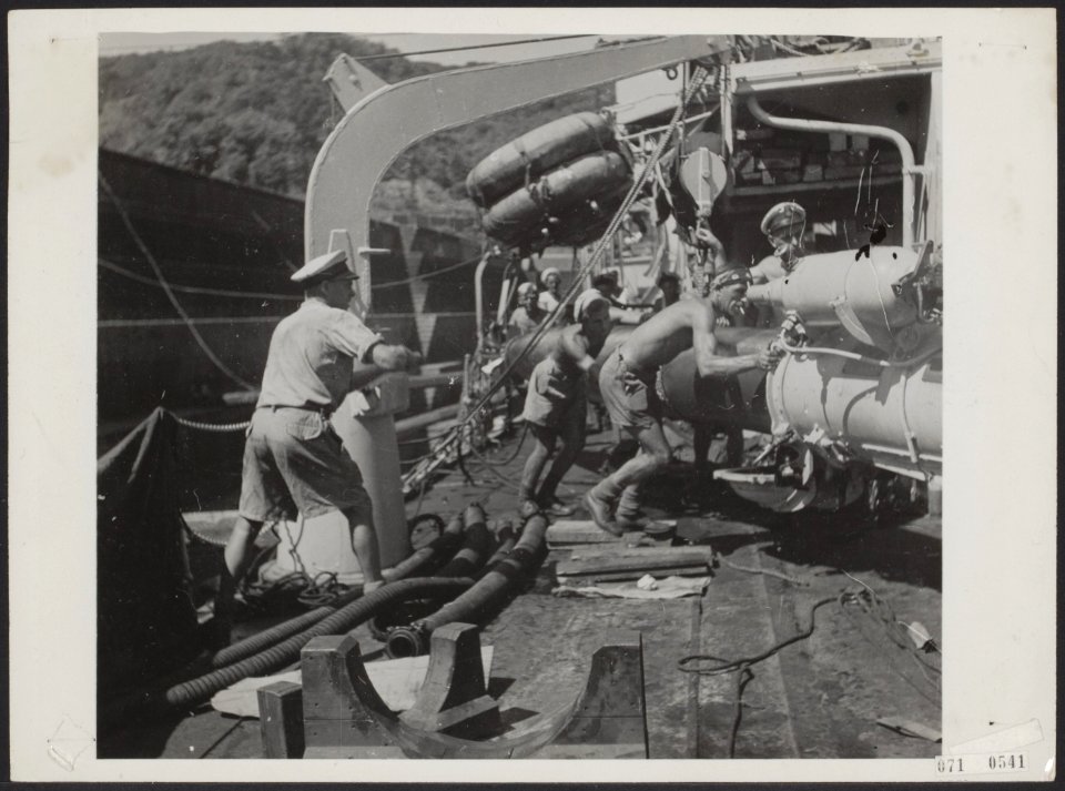 Kusten, torpedojagers, oorlogen, soldaten, Evertsen Hr Ms, Bestanddeelnr 071-0541