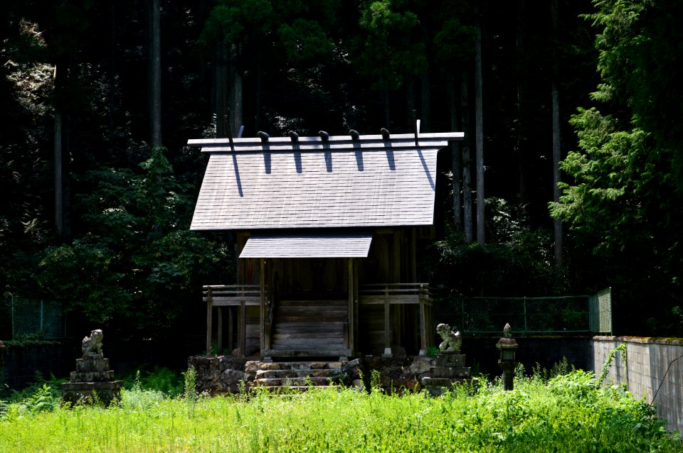 Kushiiwamado-jinja honden
