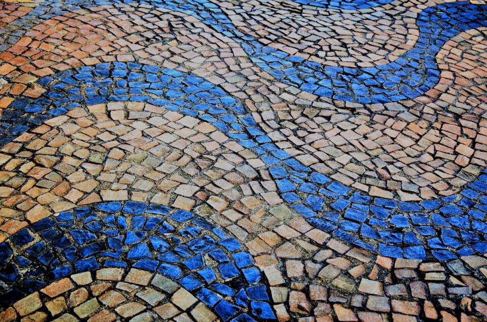 Ground stone portuguese stone