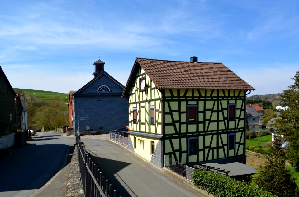 Lützendorf, Ringstraße 24 und 26