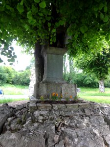 La Bouteille (Aisne) en souvenir de l'abbaye de Floigny 05