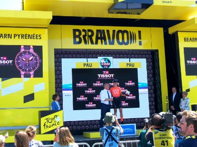 La course by Le Tour de France 2019 à Pau - Podium Marianne Vos - montre Tissot Tour de France