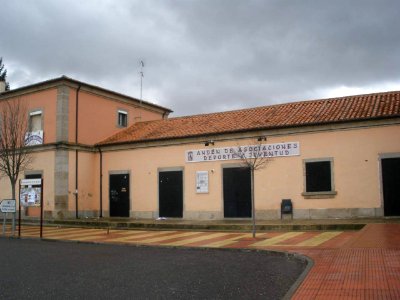 La Bañeza - antigua estación de tren 4 photo
