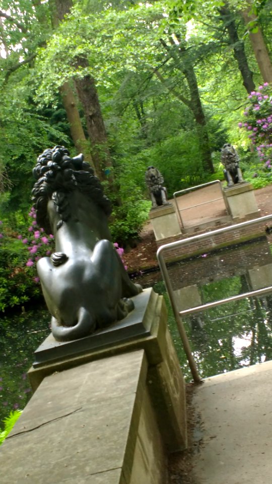 Löwenbrücke
