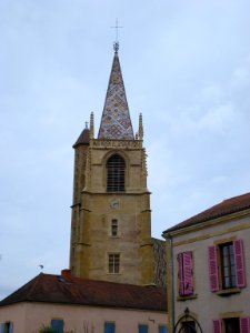 La Bénisson-Dieu, tour de l'église