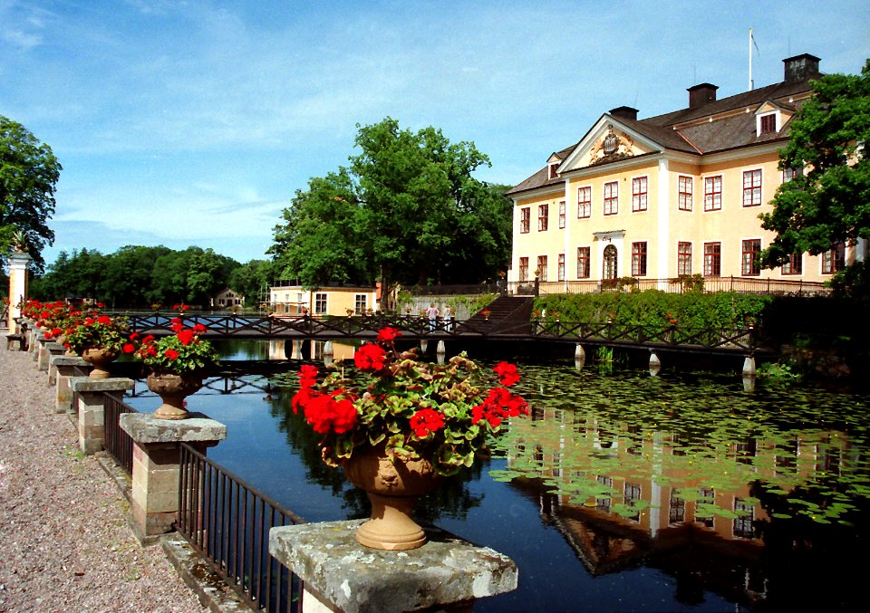 Lövstabruk herrgård