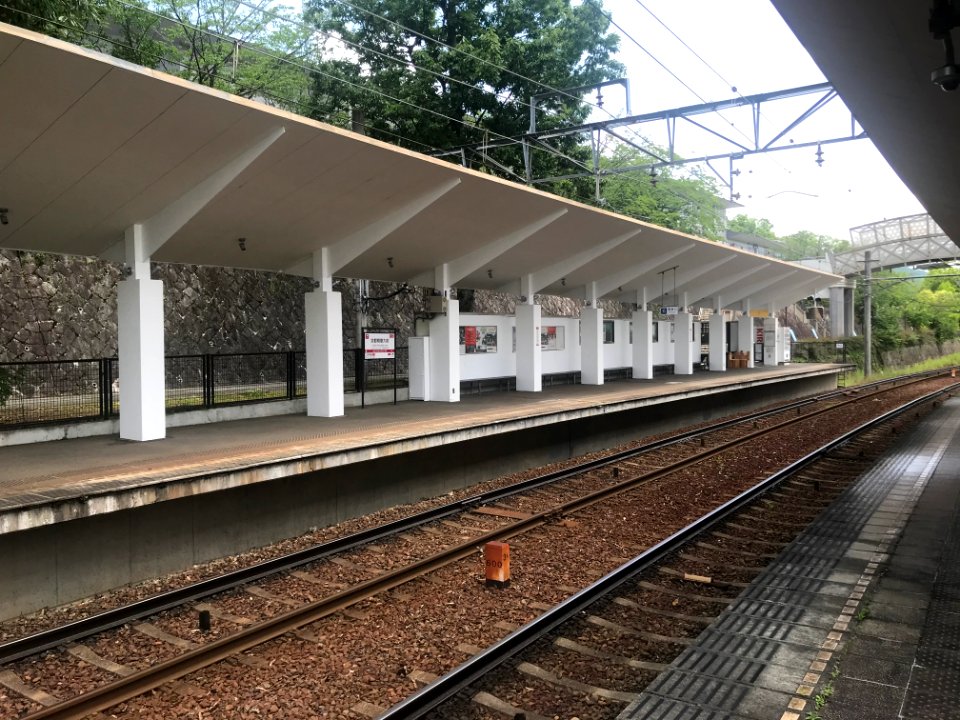 Kyoto seikadai mae Demachiyanagi bound platform 20200524 01