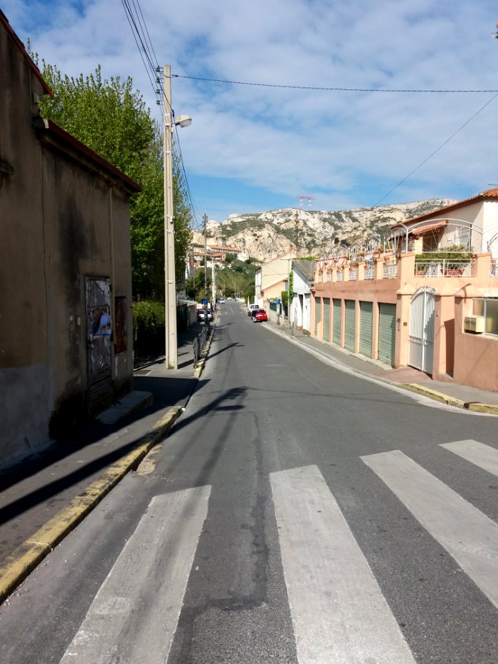 L'Estaque - Boulevard Raymond Fillat, depuis le chemin de la Nerthe
