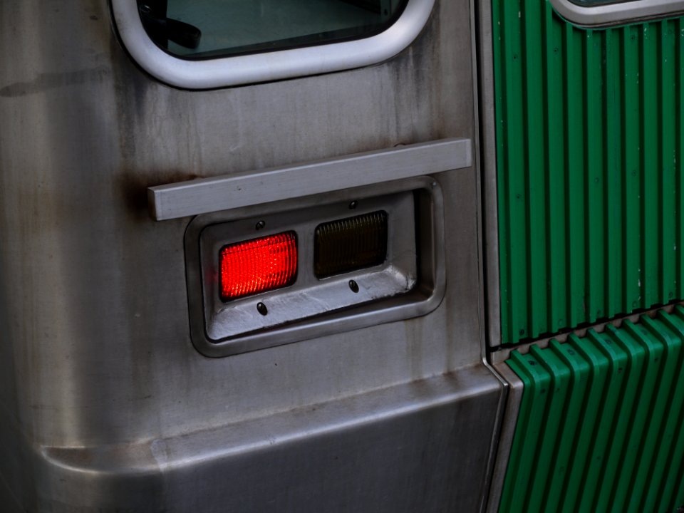 Kyoto subway 10 series ramps