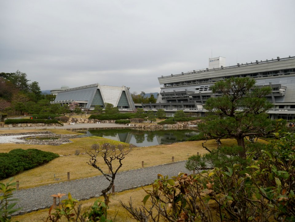 Kyoto International Conference Center Garden 20190330 02