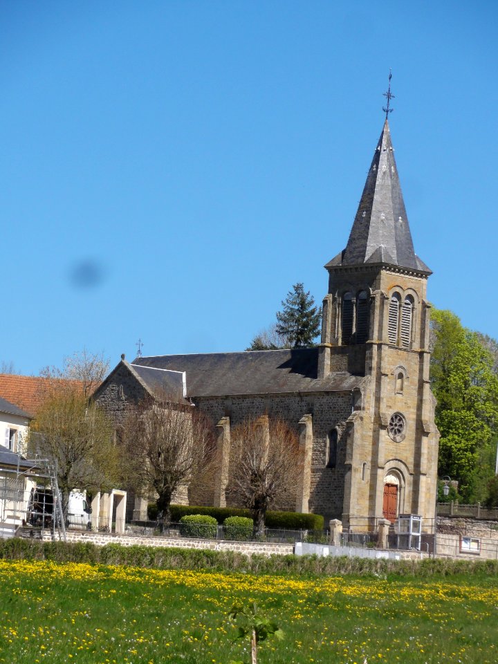 La Cellette (Puy-de-Dôme) église (01)
