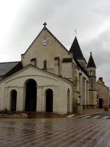 La Celle-Saint-Avant (Indre-et-Loire) Église, façade