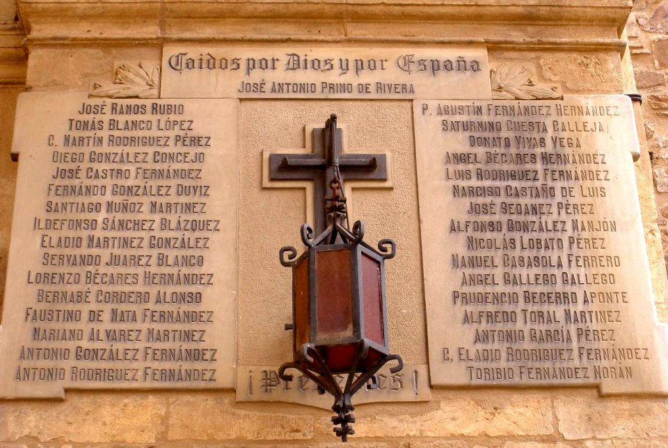 La Bañeza - Iglesia de Santa Maria 02
