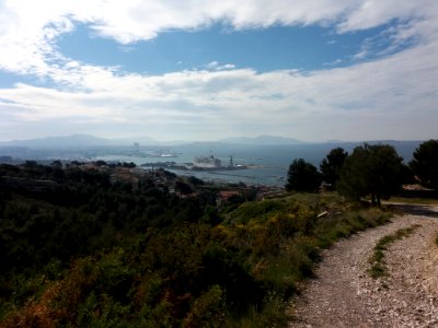 L'Estaque - Port de Marseille vu depuis le bout de l'impasse Pichou