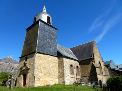 L'Échelle (Ardennes) église, vue latérale