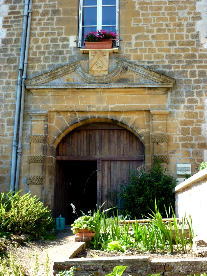 L'Échelle (Ardennes) château, portail