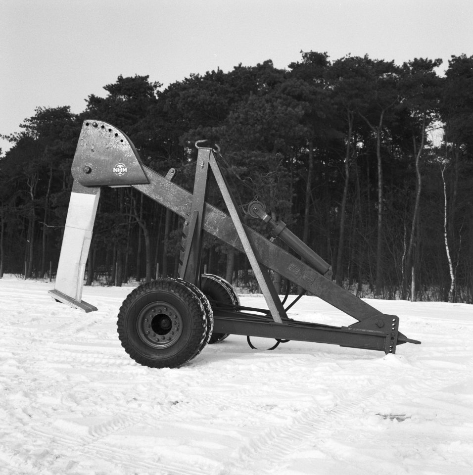 Landbouwmachines en werktuigen, werkzaamheden, woelers, Bestanddeelnr 160-1260