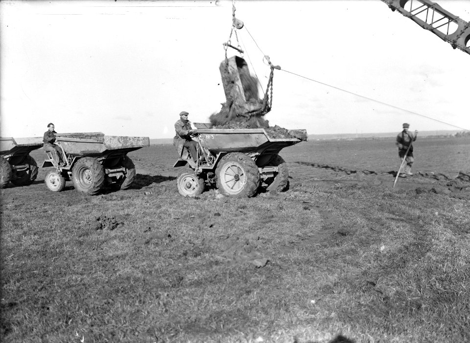 Landbouwmachines en werktuigen, werkzaamheden, dumpers, Bestanddeelnr 160-0954