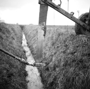 Landbouwmachines en werktuigen, werkzaamheden, drainage, plastic, bath-polder, Bestanddeelnr 160-1045