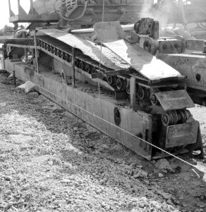 Landbouwmachines en werktuigen, werkzaamheden, betonwegmachines, rex-machine, Bestanddeelnr 160-1227