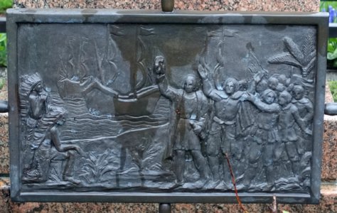 Landing relief - Christopher Columbus by Giovanni Cappelletti, Fonderia Artistica Ferdinando Marinelli, 1953, bronze - Newport, Rhode Island - DSC04117