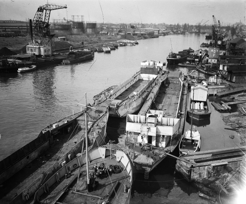 Landingsvaartuigen bij Werf Verschuren, Bestanddeelnr 902-1196
