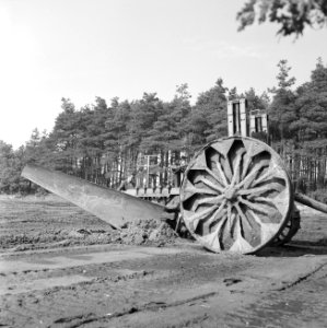 Landbouwmachines en werktuigen, werkzaamheden, ploegen, rister, kersten gebr, E, Bestanddeelnr 160-1180