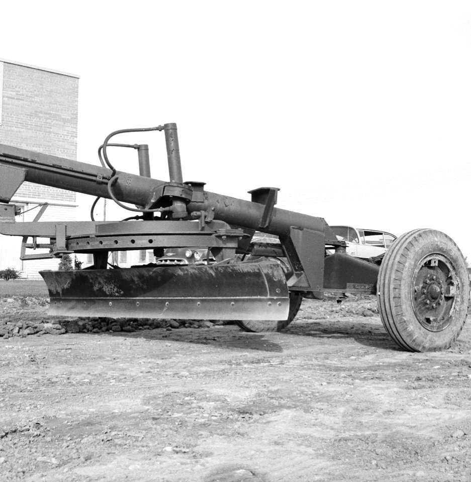 Landbouwmachines en werktuigen, werkzaamheden, seaman grader, Bestanddeelnr 160-1214
