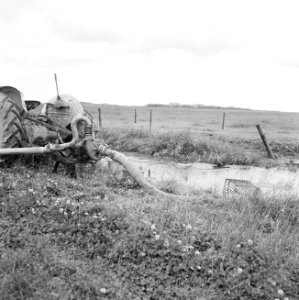 Landbouwmachines en werktuigen, werkzaamheden, beregening, pompen, kamperzandweg, Bestanddeelnr 160-1127