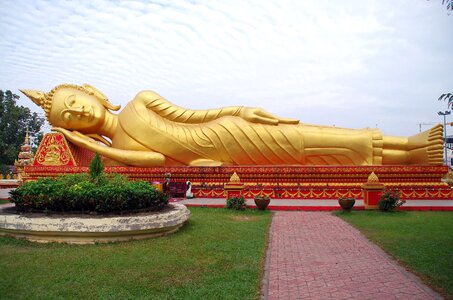 Layer temple religion