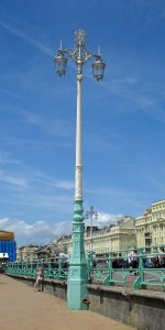 Lamp-post at The Esplanade, King's Road, Brighton (IoE Code 482019)