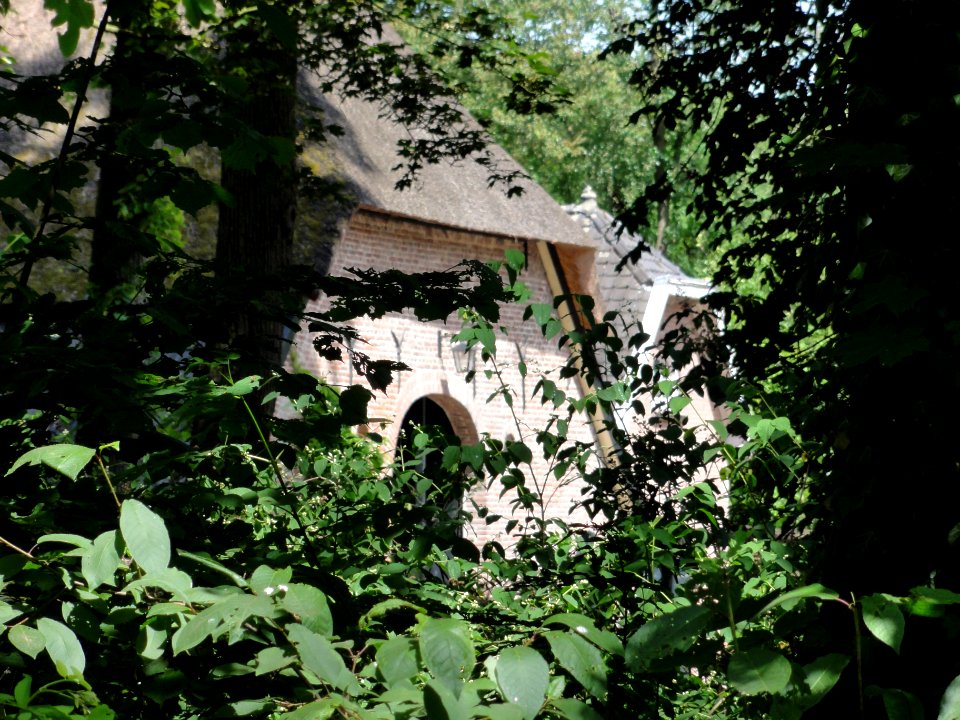 Landgoed Loenen Rijksmonument 520773 koetshuis annex schuur bij boerderij