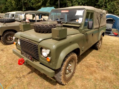 Land Rover 110 FFR (1986) owned by David Jimson