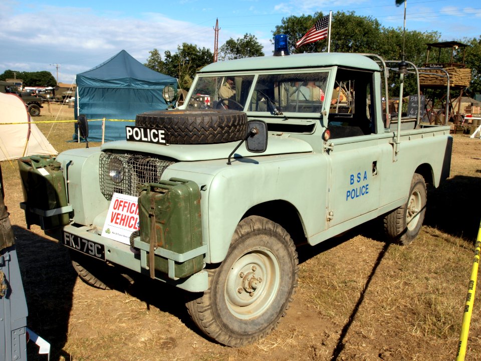 Land Rover BSA police