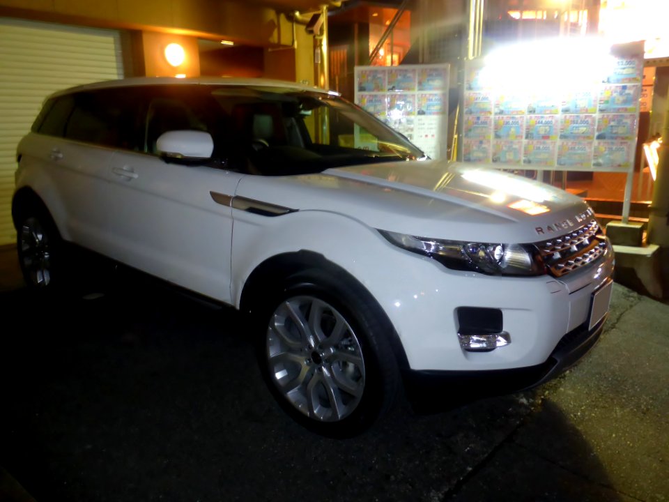 LAND ROVER RANGE ROVER EVOQUE 5door front