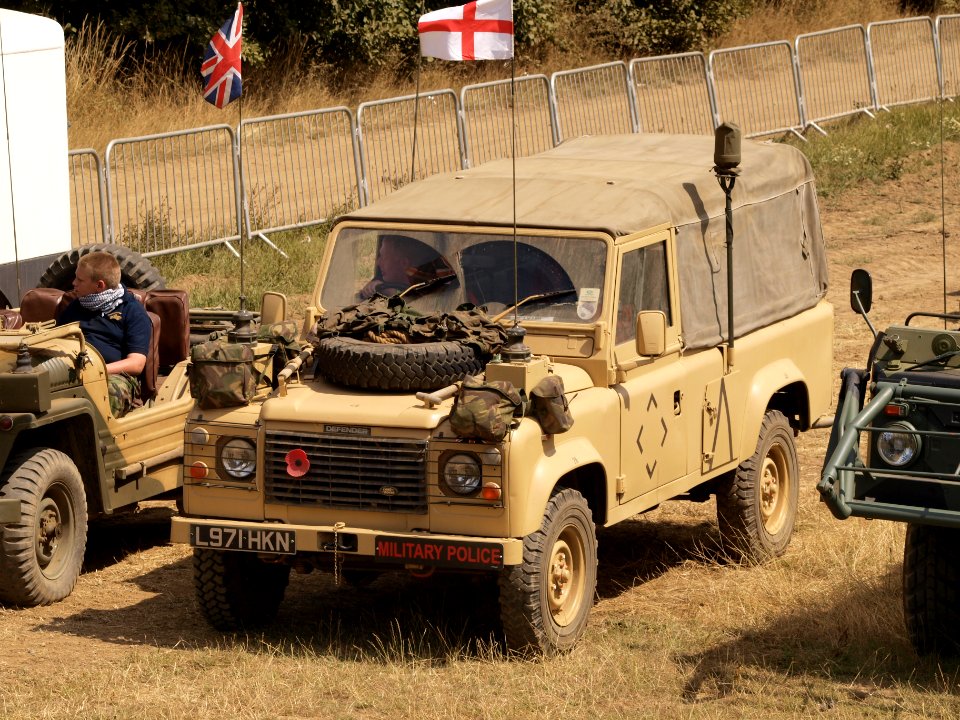 Land Rover Military Police, licence registration 'L971 HKN'
