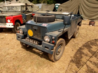 Land Rover RAF, licence registration 'KG 66 AA' pic2